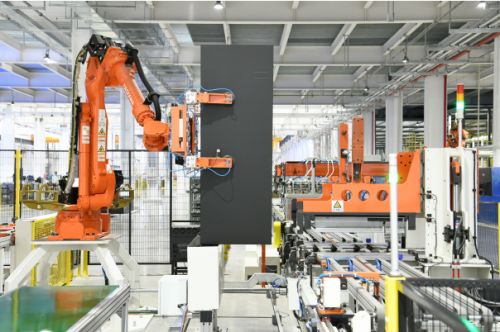 海爾冰箱加大產(chǎn)能投入 智能工廠提升高端市場競爭力