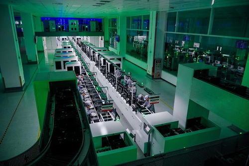 暗中 工作的智能工廠 機械手上長出了 眼睛 丨新經(jīng)濟 再出發(fā)