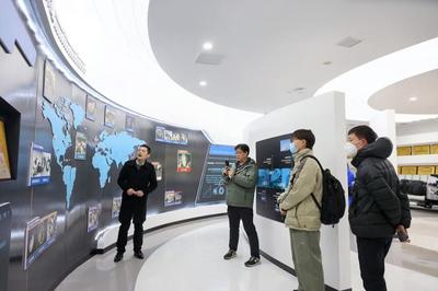 網(wǎng)絡(luò)大V、媒體記者共赴&ldquo;冬游乳山 暢品牡蠣&rdquo;觀光體驗(yàn)之旅